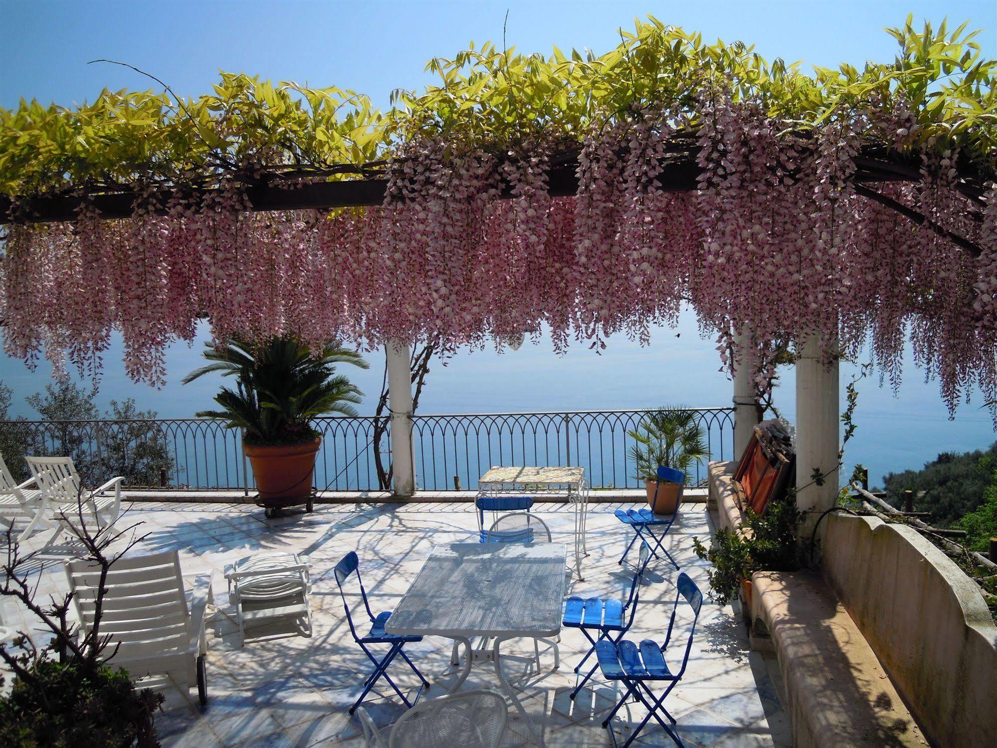 B&B I Limoni ราเวลโล ภายนอก รูปภาพ